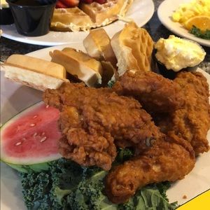 Meet your Posher, Tenzin